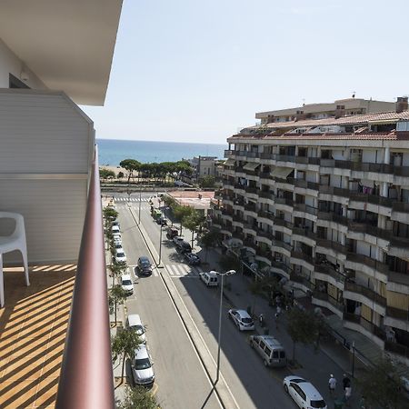 Hotel Papi Malgrat de Mar Bagian luar foto