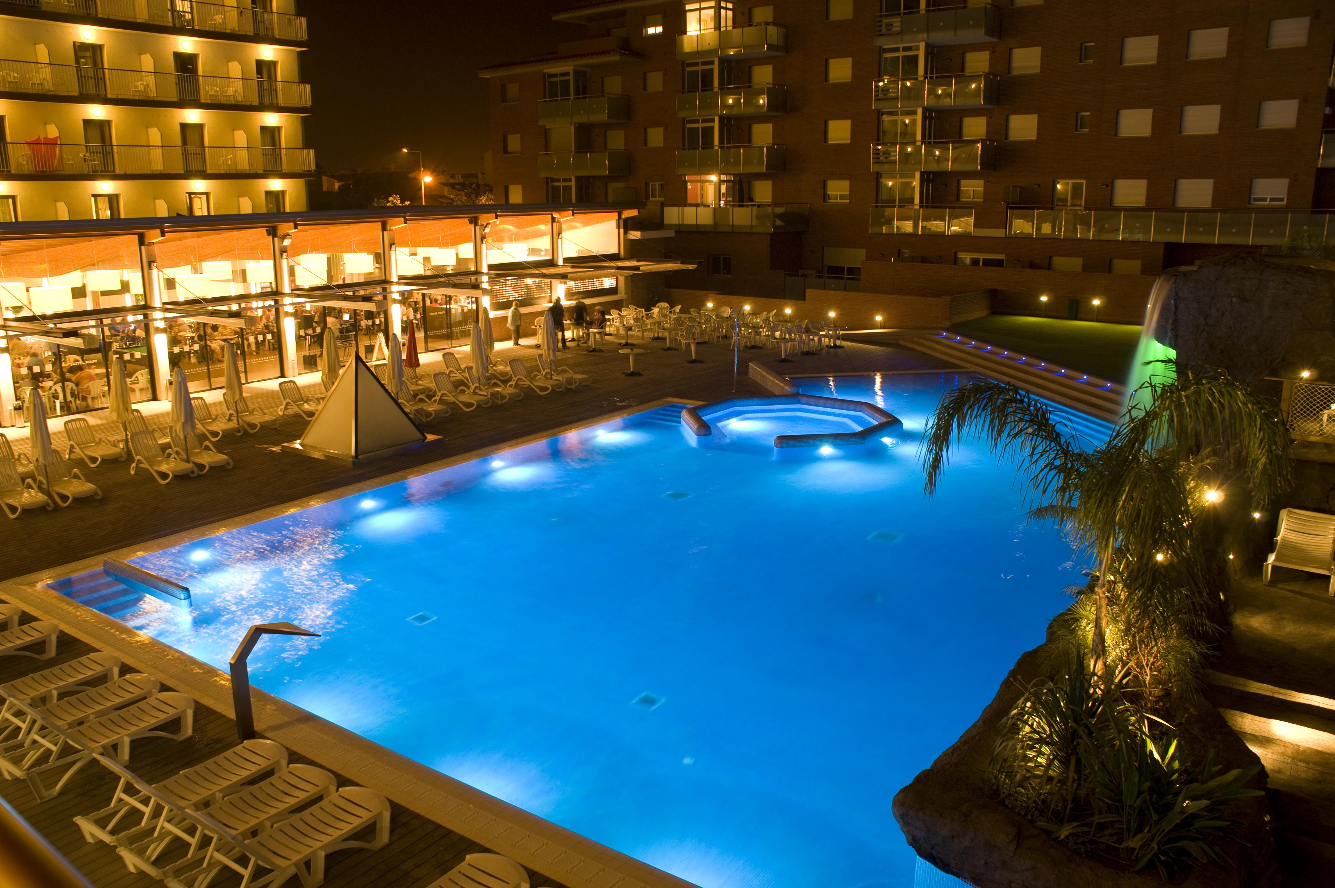 Hotel Papi Malgrat de Mar Bagian luar foto