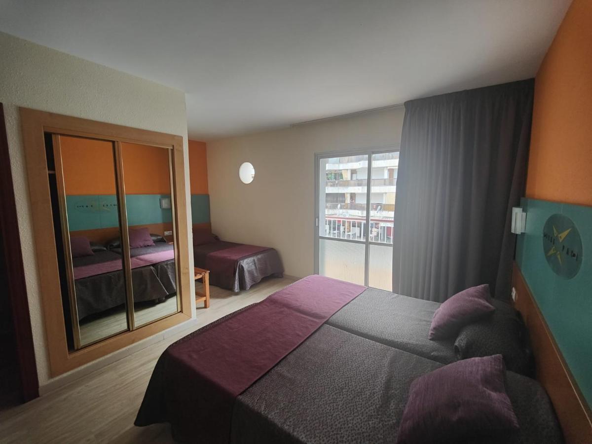Hotel Papi Malgrat de Mar Bagian luar foto